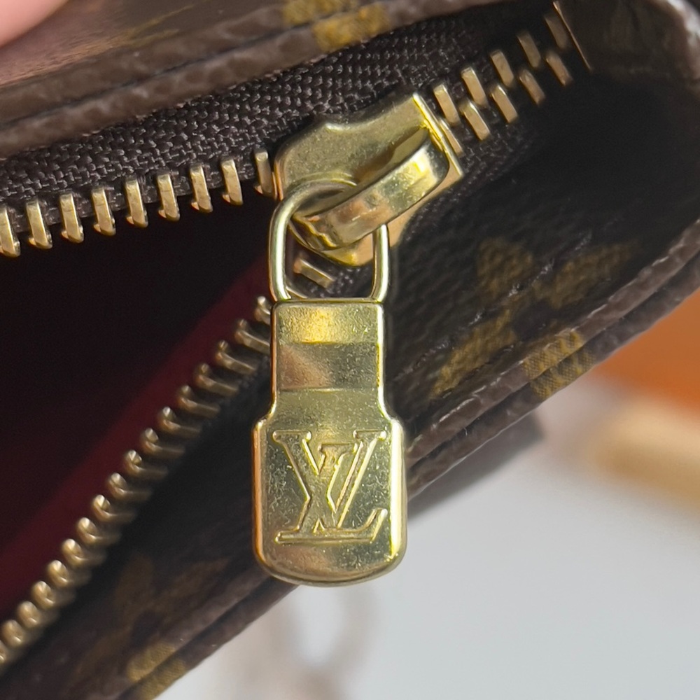 Authentic Louis Vuitton Partition Pochette Monogram - Picture 6 of 16